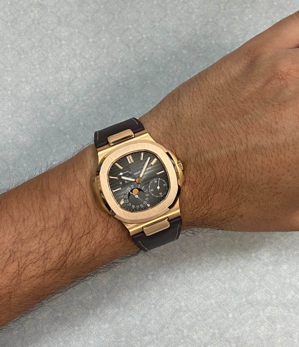 Patek Philippe Nautilus 5712 Complication 18k Rose Gold Watch B/P '12 5712R-001