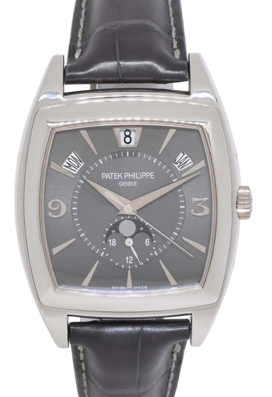 Patek Philippe Gondolo Calendario 18k White Gold Mens Automatic Watch 5135G Patek Philippe Gondolo Calendario 18k White Gold Mens Automatic Watch 5135G