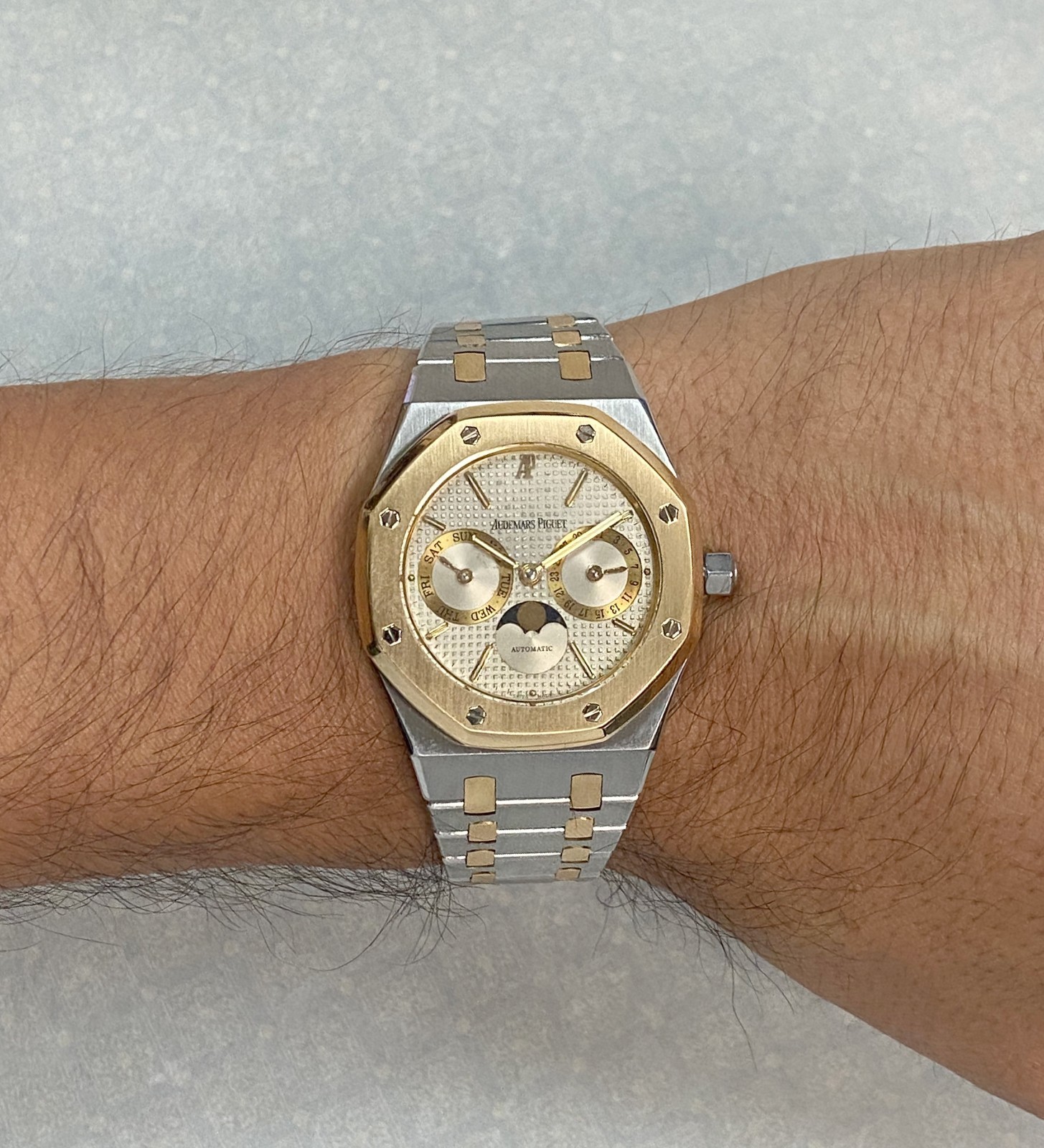 Audemars Piguet Royal Oak Day-Date Moonphase 18k Yellow Gold/Steel Watch 25594SA
