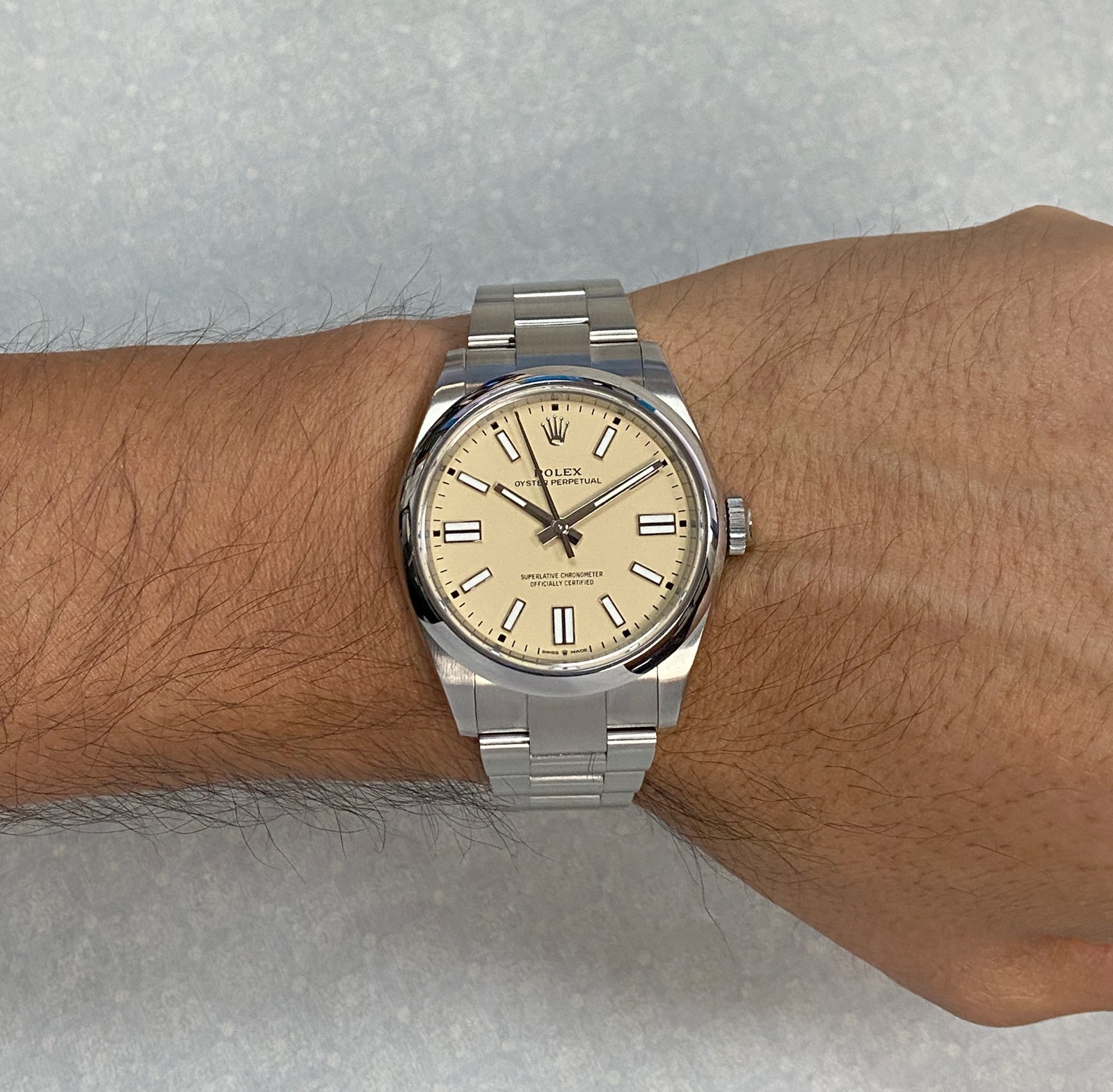 NOS Rolex Oyster Perpetual 41 Beige Dial Mens Watch B/P '26 134300