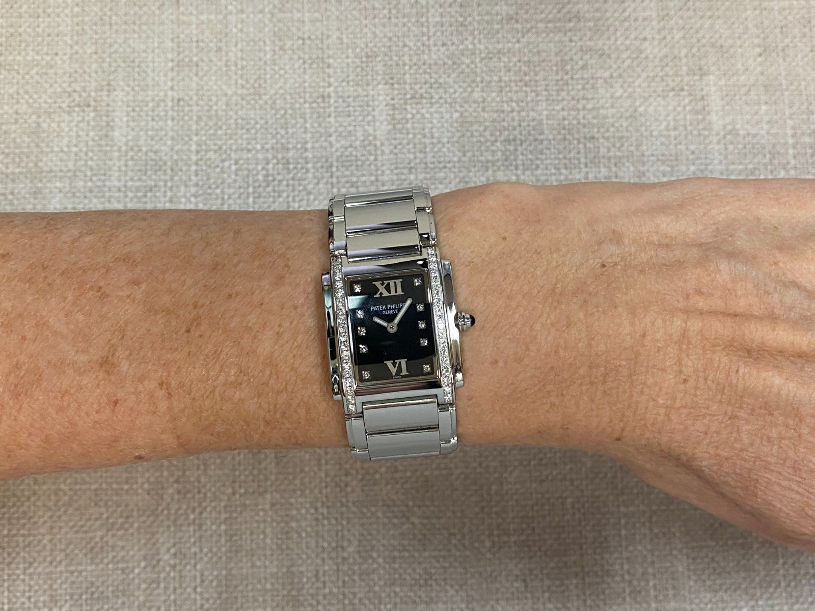 Patek Philippe Twenty~4 Steel & Diamond Forever Black Watch B/P '01 4910/10A Patek Philippe Twenty~4 Steel & Diamond Forever Black Watch B/P '01 4910/10A