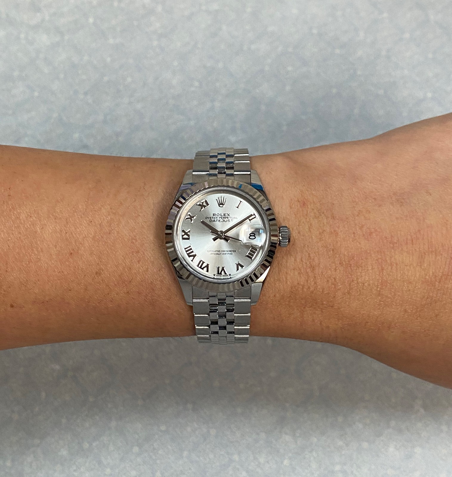 Rolex Datejust 28 Steel & 18k White Gold Bezel Silver Dial Ladies Watch 279174 Rolex Datejust 28 Steel & 18k White Gold Bezel Silver Dial Ladies Watch 279174