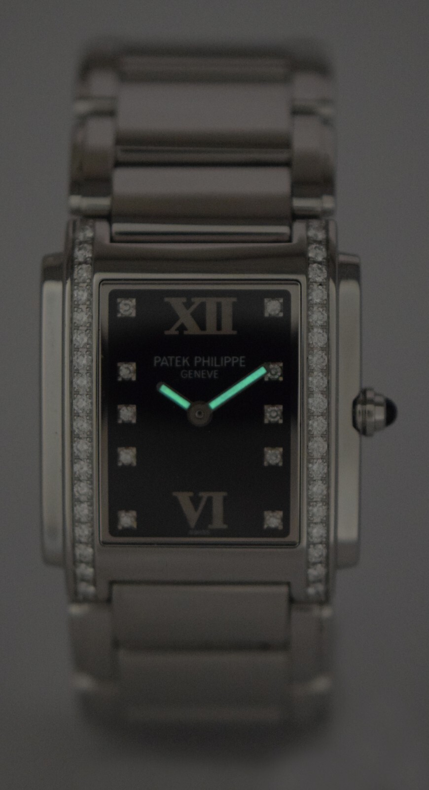 Patek Philippe Twenty~4 Steel & Diamond Forever Black Watch B/P '01 4910/10A Patek Philippe Twenty~4 Steel & Diamond Forever Black Watch B/P '01 4910/10A